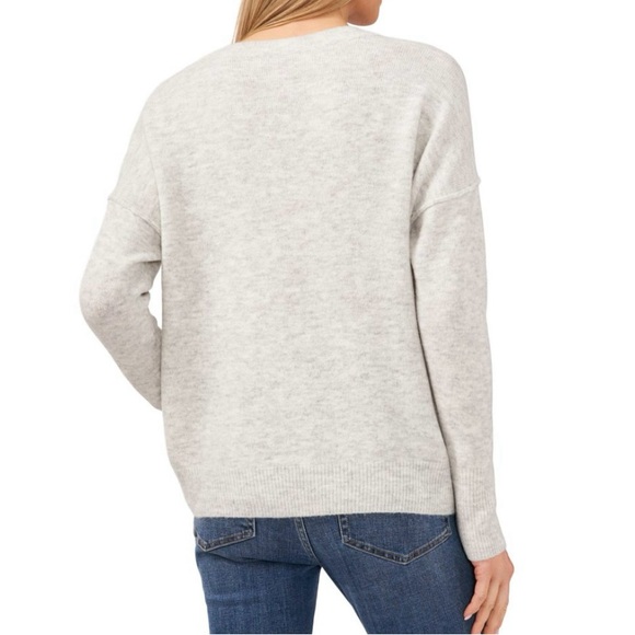 Vince Camuto Silver Stretch Long Sleeve Crew Neck Sweater Size Large NWT - Picture 2 of 5